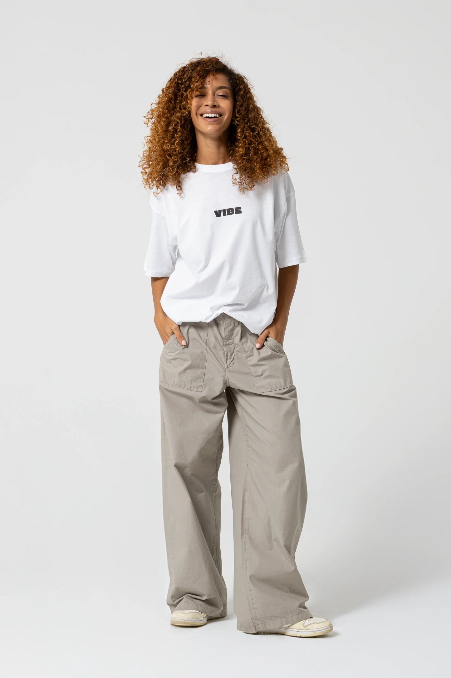 Across The World Oversize Beyaz T-Shirt